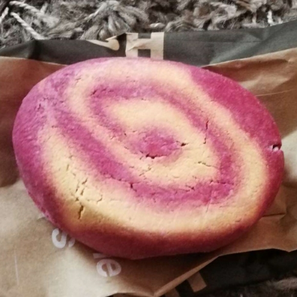Cinnamon Roll Bubble Bath Bar - Picture 1 of 1